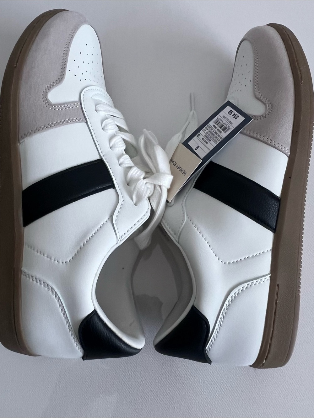 Universal Thread™ Size 9 Women’s Nikita Fashion Sneakers w/ Memory Foam Insole - Picture 10 of 15